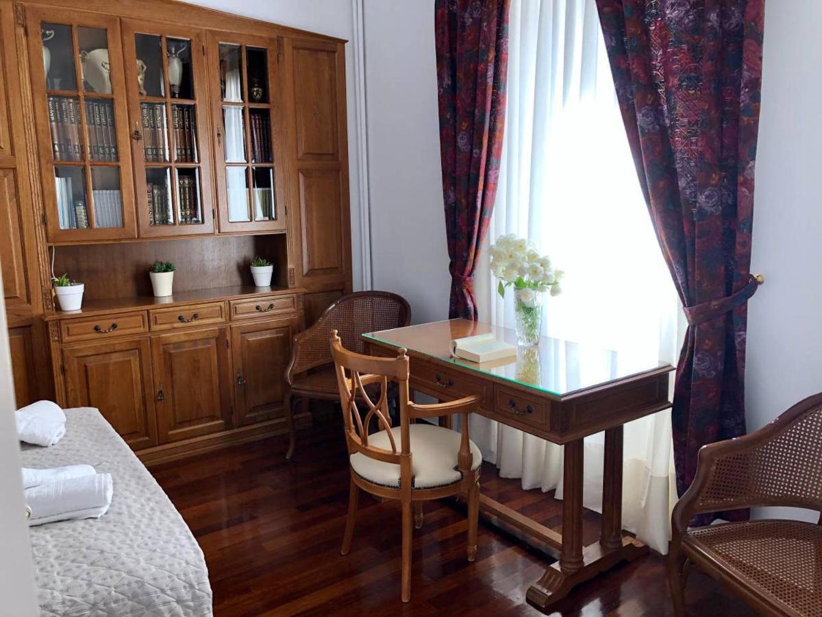 Villa Andros Epoque Livádhia Exteriör bild