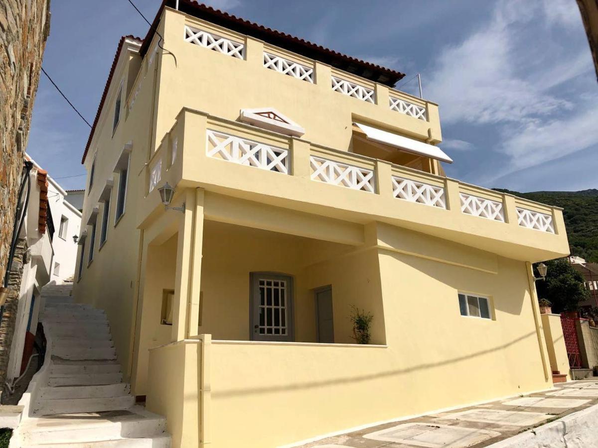 Villa Andros Epoque Livádhia Exteriör bild
